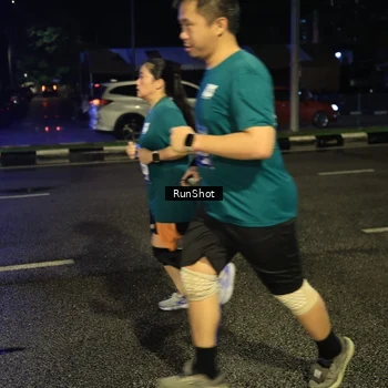 Runner Photo 7903295