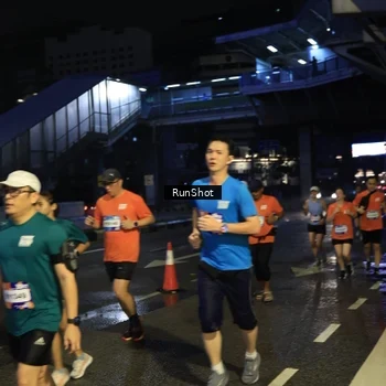 Runner Photo 7903296