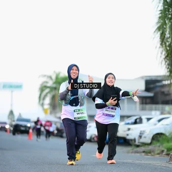 Runner Photo 7903297