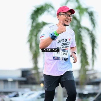 Runner Photo 7903298