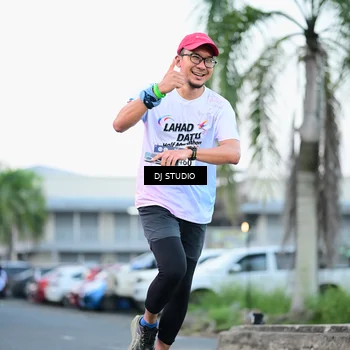 Runner Photo 7903300