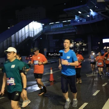 Runner Photo 7903306
