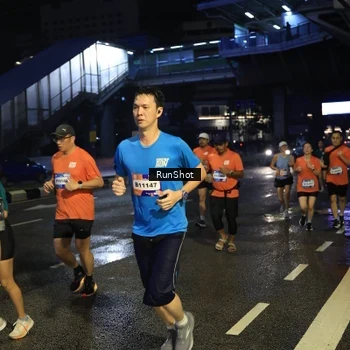 Runner Photo 7903311
