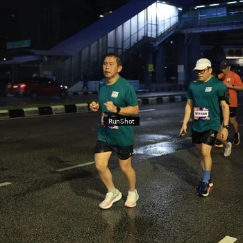 Runner Photo 7903314