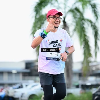 Runner Photo 7903316
