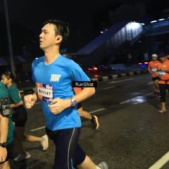 Runner Photo 7903325