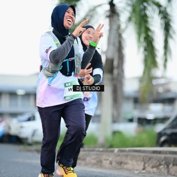 Runner Photo 7903353