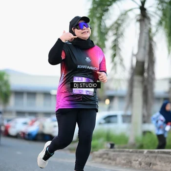 Runner Photo 7903355