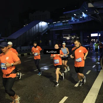 Runner Photo 7903356