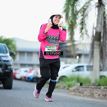 Runner Photo 7903364