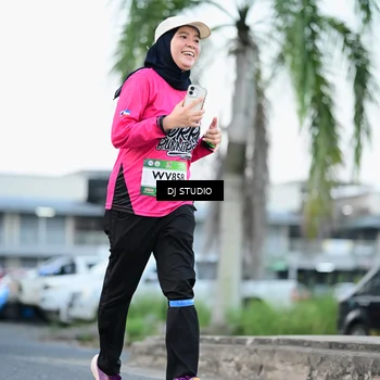 Runner Photo 7903373