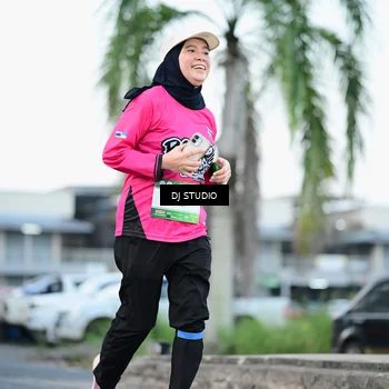 Runner Photo 7903379