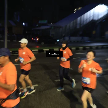 Runner Photo 7903380