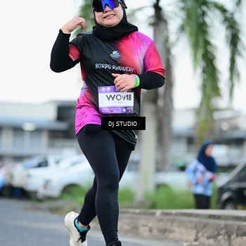 Runner Photo 7903384