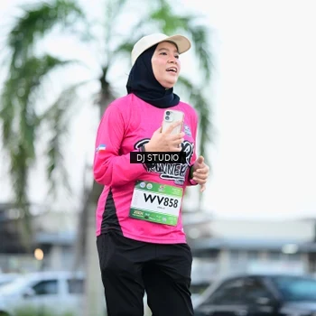 Runner Photo 7903394