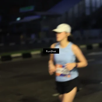 Runner Photo 7903418