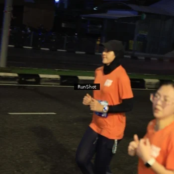 Runner Photo 7903433