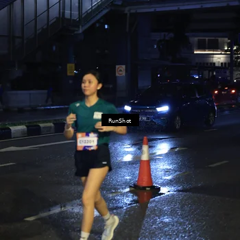 Runner Photo 7903437