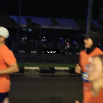 Runner Photo 7903438