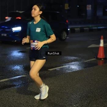 Runner Photo 7903441