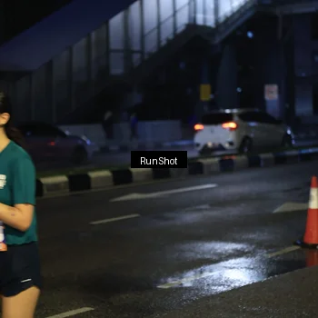 Runner Photo 7903455