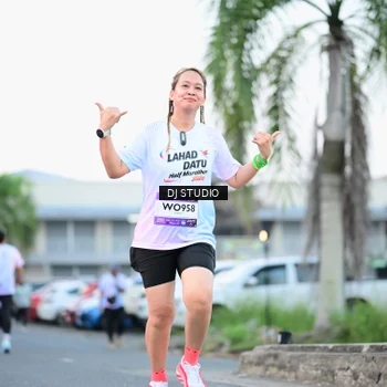 Runner Photo 7903476