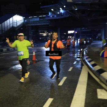 Runner Photo 7903514