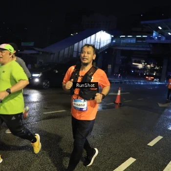 Runner Photo 7903543