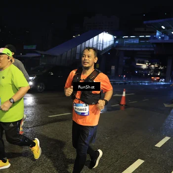 Runner Photo 7903544