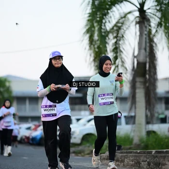 Runner Photo 7903546