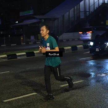 Runner Photo 7903556