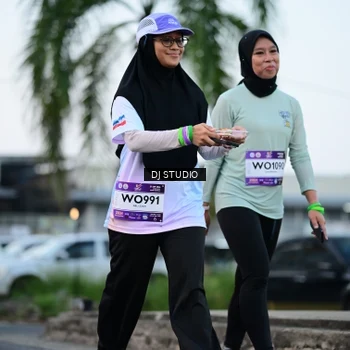 Runner Photo 7903557