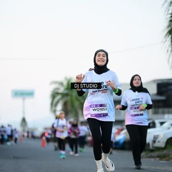 Runner Photo 7903559