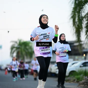 Runner Photo 7903569