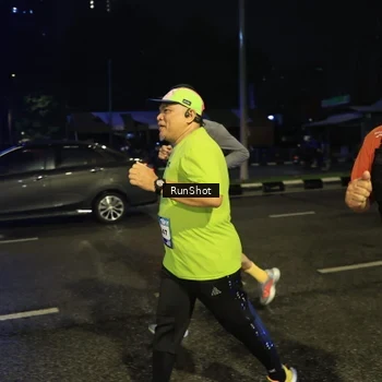 Runner Photo 7903573