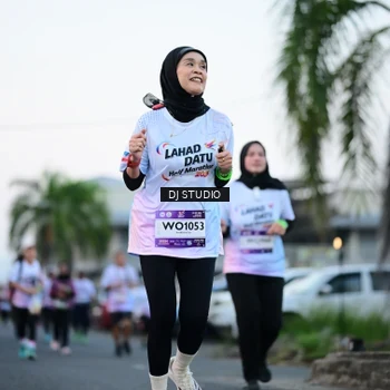 Runner Photo 7903574