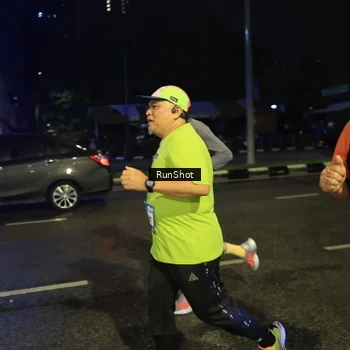 Runner Photo 7903578
