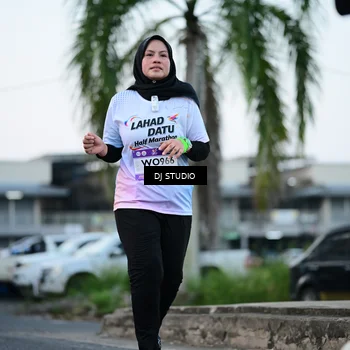 Runner Photo 7903579