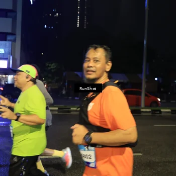 Runner Photo 7903598