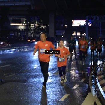 Runner Photo 7903612