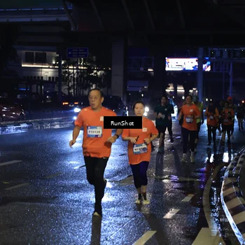 Runner Photo 7903621