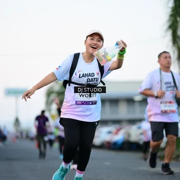 Runner Photo 7903623