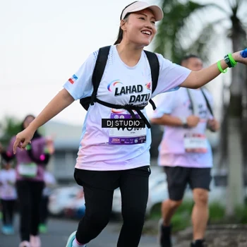 Runner Photo 7903647