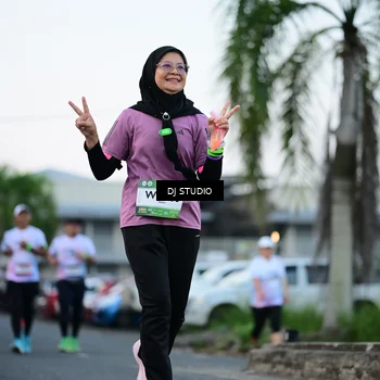 Runner Photo 7903659