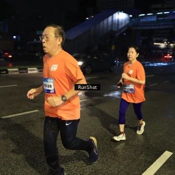 Runner Photo 7903666