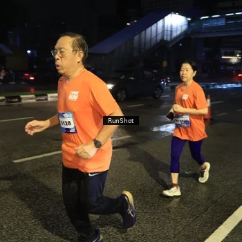 Runner Photo 7903668