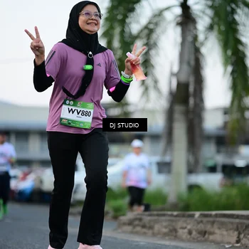 Runner Photo 7903676