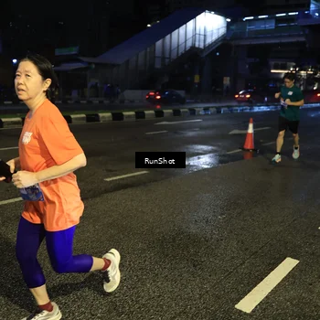Runner Photo 7903684