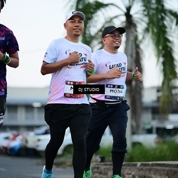 Runner Photo 7903704