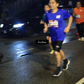 Runner Photo 7903707